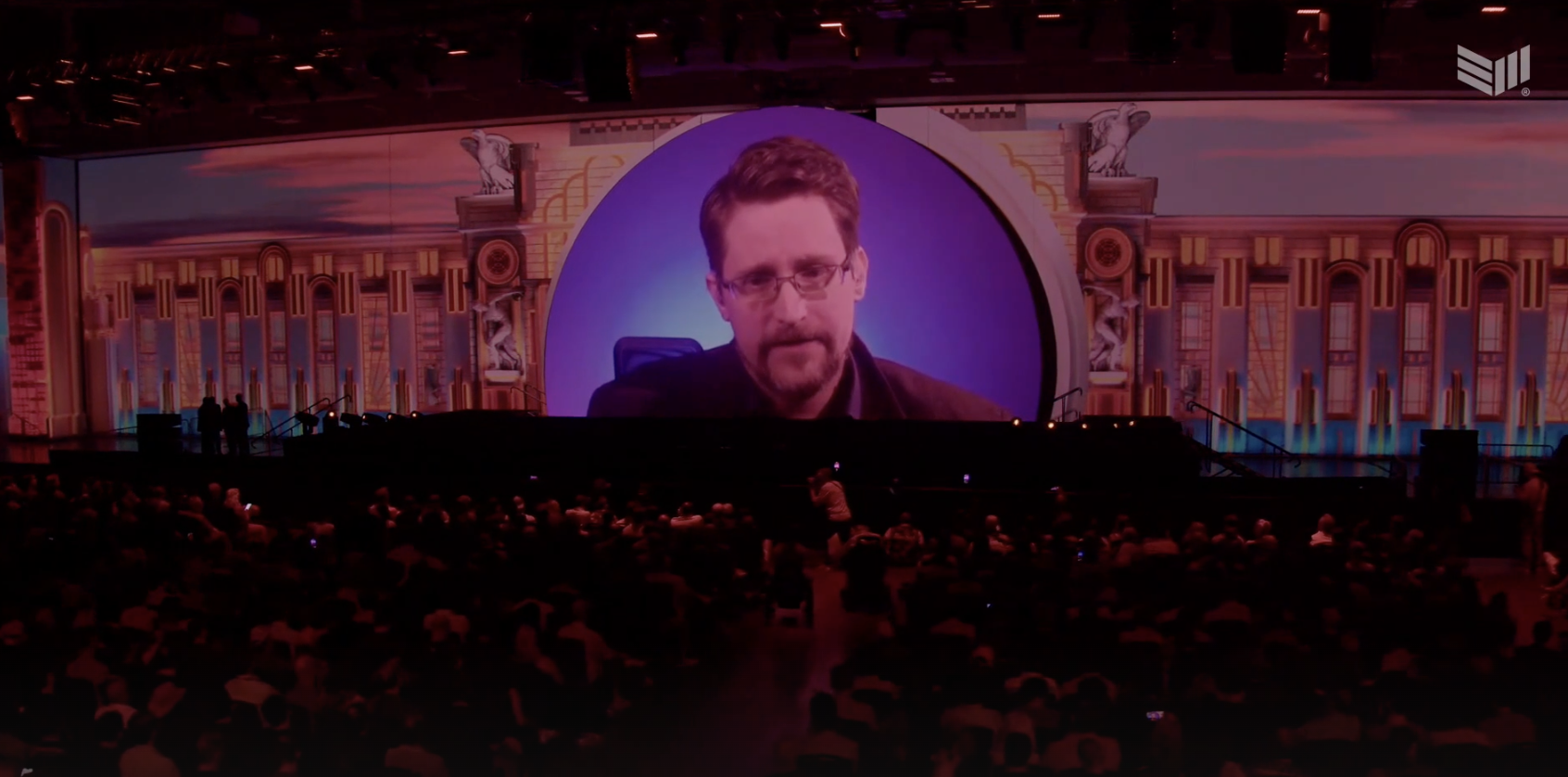 Edward Snowden phát biểu trực tuyến tại Bitcoin 2024 ở Nashville. Nguồn: Rumble