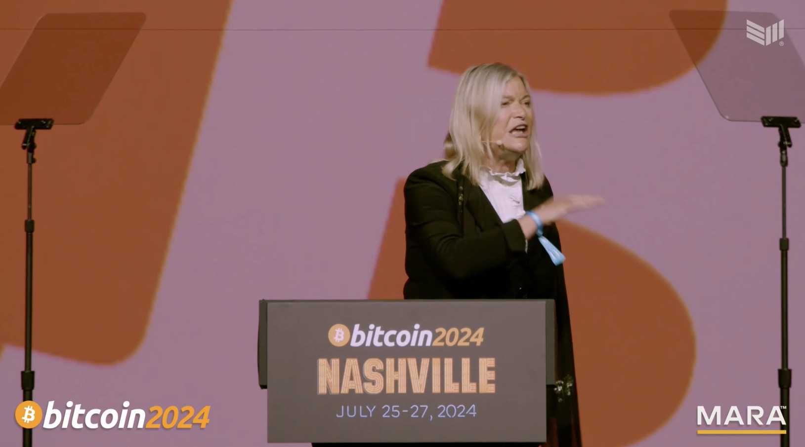 Thượng nghị sĩ Cynthia Lummis phát biểu trên sân khấu chính của Bitcoin 2024 ở Nashville vào ngày 27 tháng 7. Nguồn: Rumble/Bitcoin Magazine