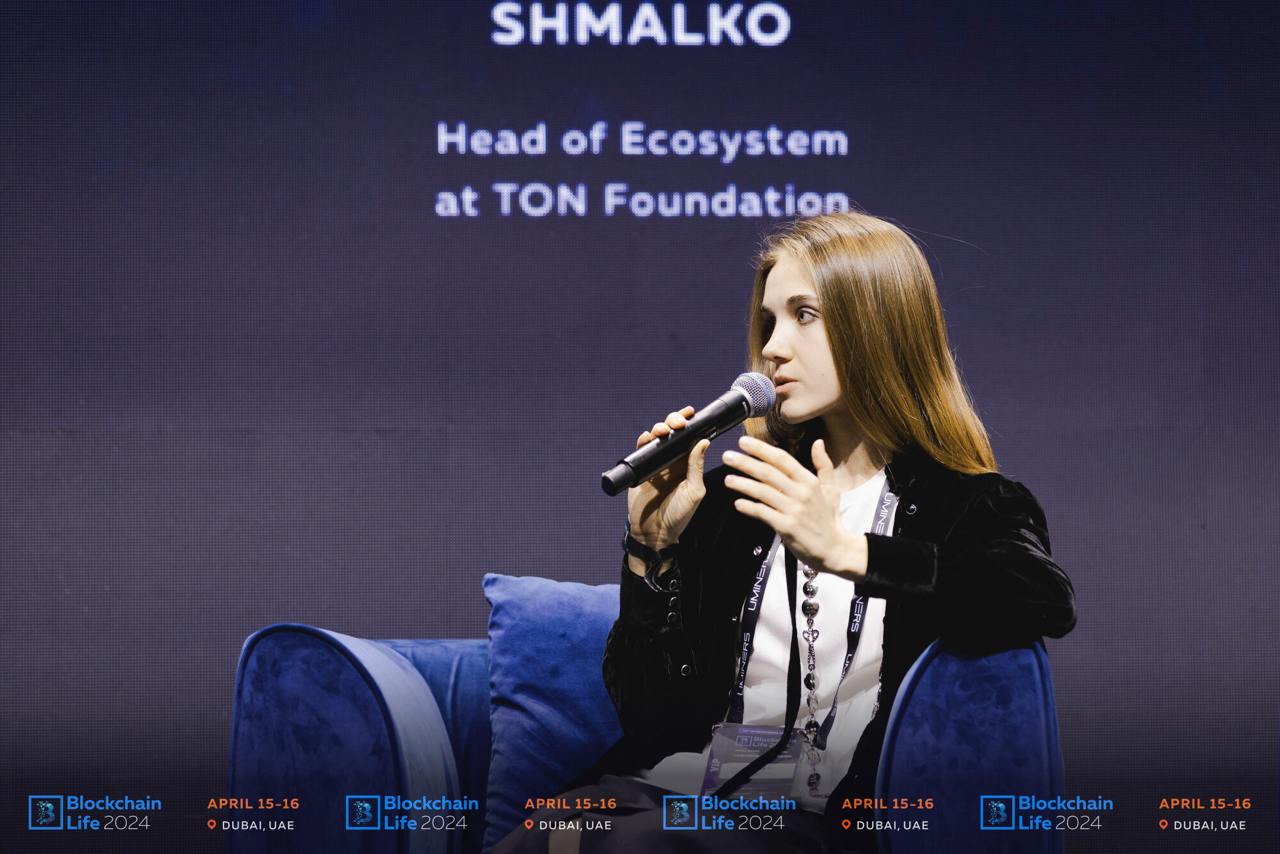 Alena Shmalko, người đứng đầu hệ sinh thái của TON Foundation tại diễn đàn Blockchain Life vào tháng 4 năm 2024. Nguồn: LinkedIn